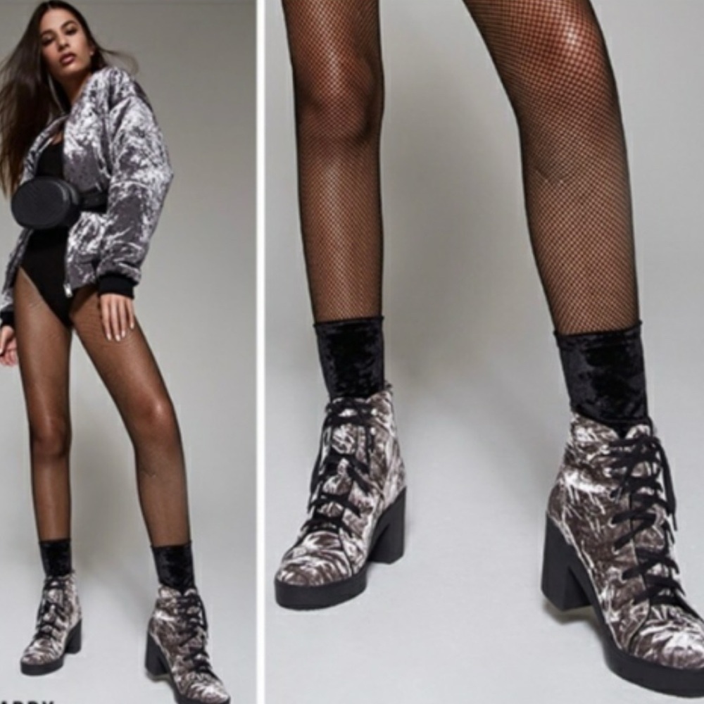 Steve Madden Womens Velvet Lace Up‎ Boots 8 Gray Chunky Heel Platform Y2K Fall